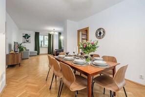 Dining - Comfortable Single-Storey House by the Beach (Warszawa 2)