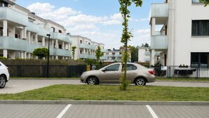 Property grounds - Stylish Urban Apartment for 3 (Łódź)