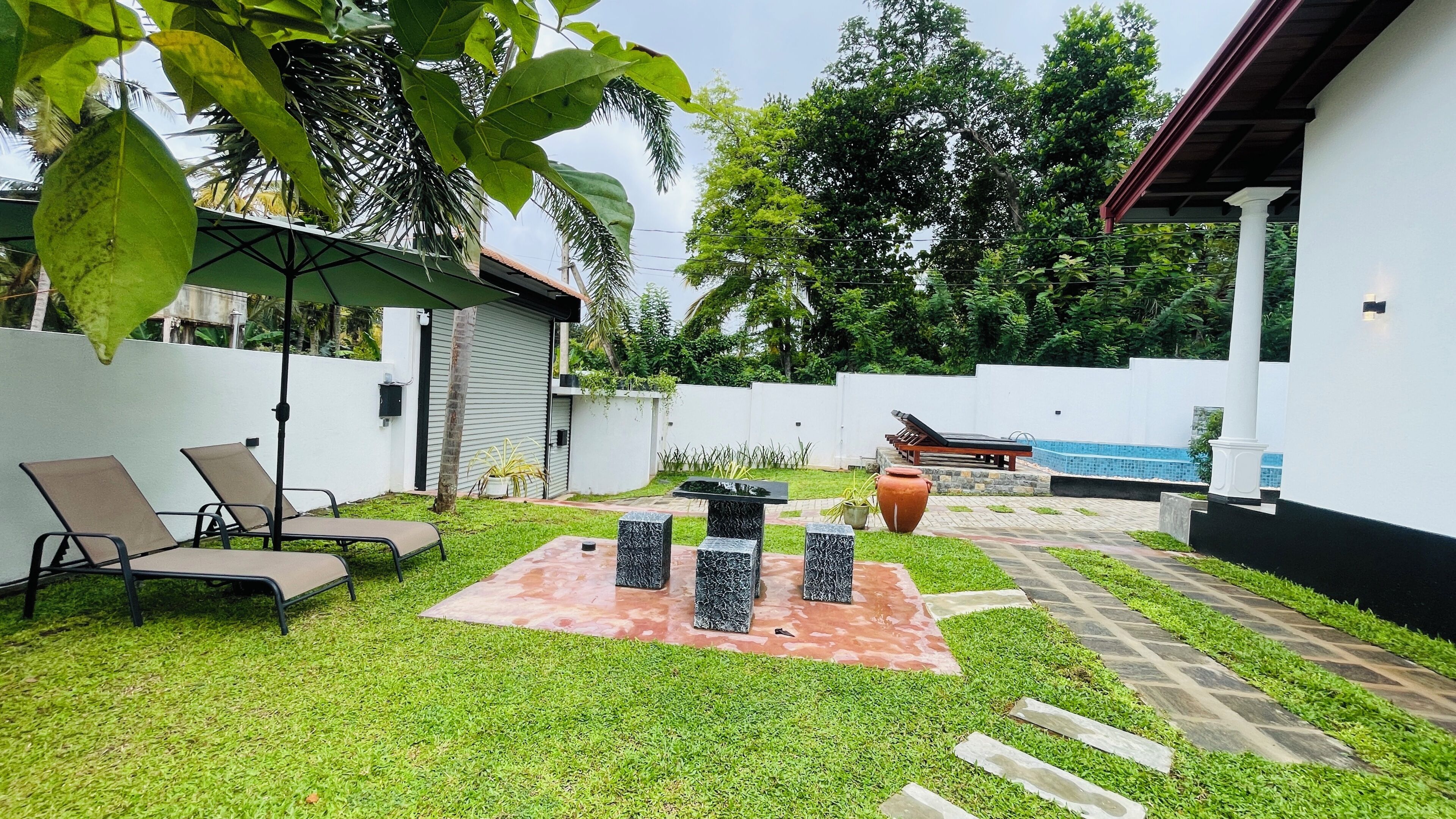 Mặt tiền nơi lưu trú