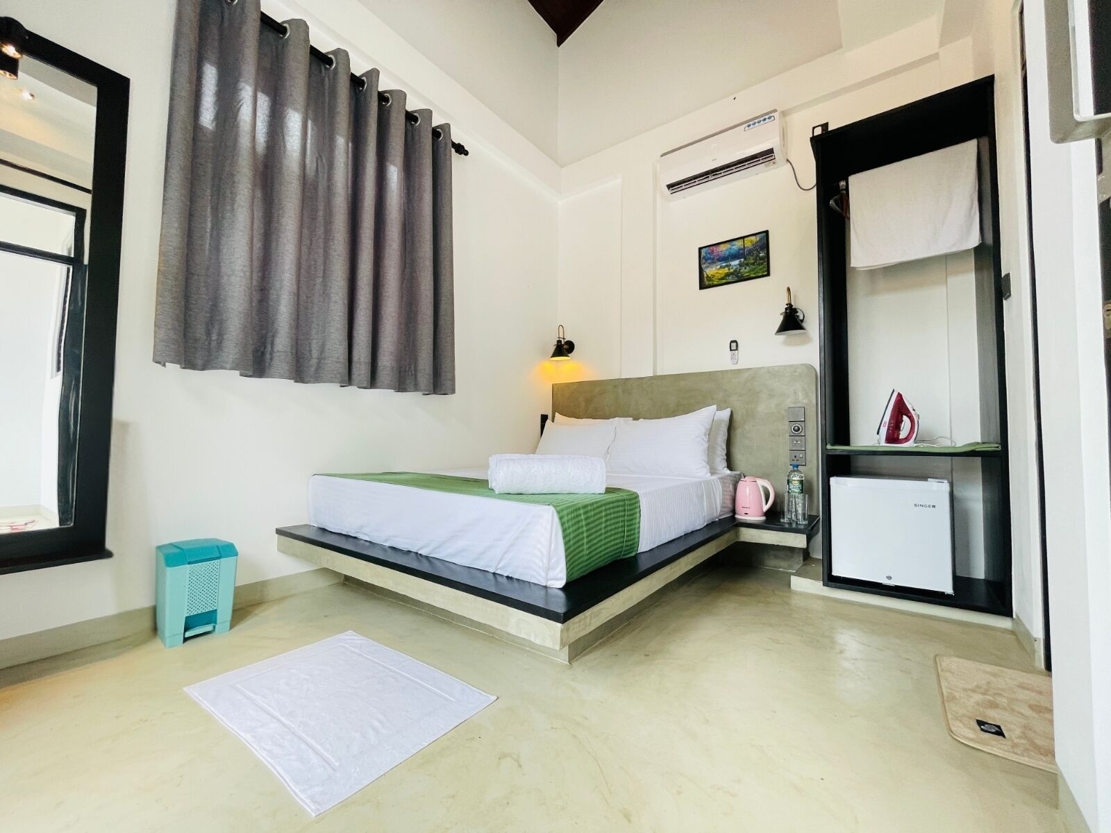Biệt thự Deluxe, quang cảnh đồi núi | Bàn, bàn ủi/dụng cụ ủi quần áo, truy cập Internet không dây miễn phí 