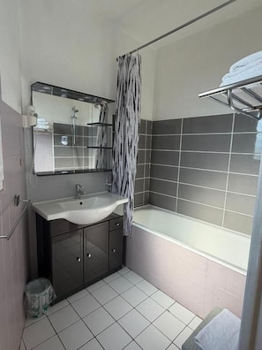 Classic Double Room | Bilik Mandi