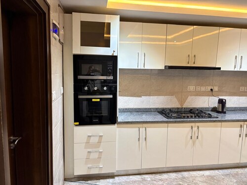 Luxury stylish premium Home in Prime Location, Exceptional Hospitality