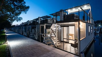 Mobile Home | Exterior