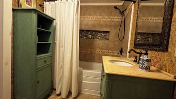 Towels, soap, toilet paper