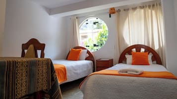 Espacio para trabajar con laptop y wifi gratis