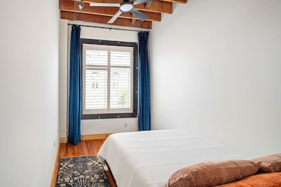 Stylish Industrial Loft in RiNO with Rooftop Deck