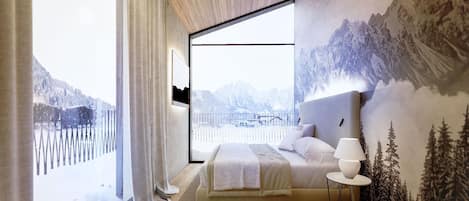 1 bedroom, bed sheets