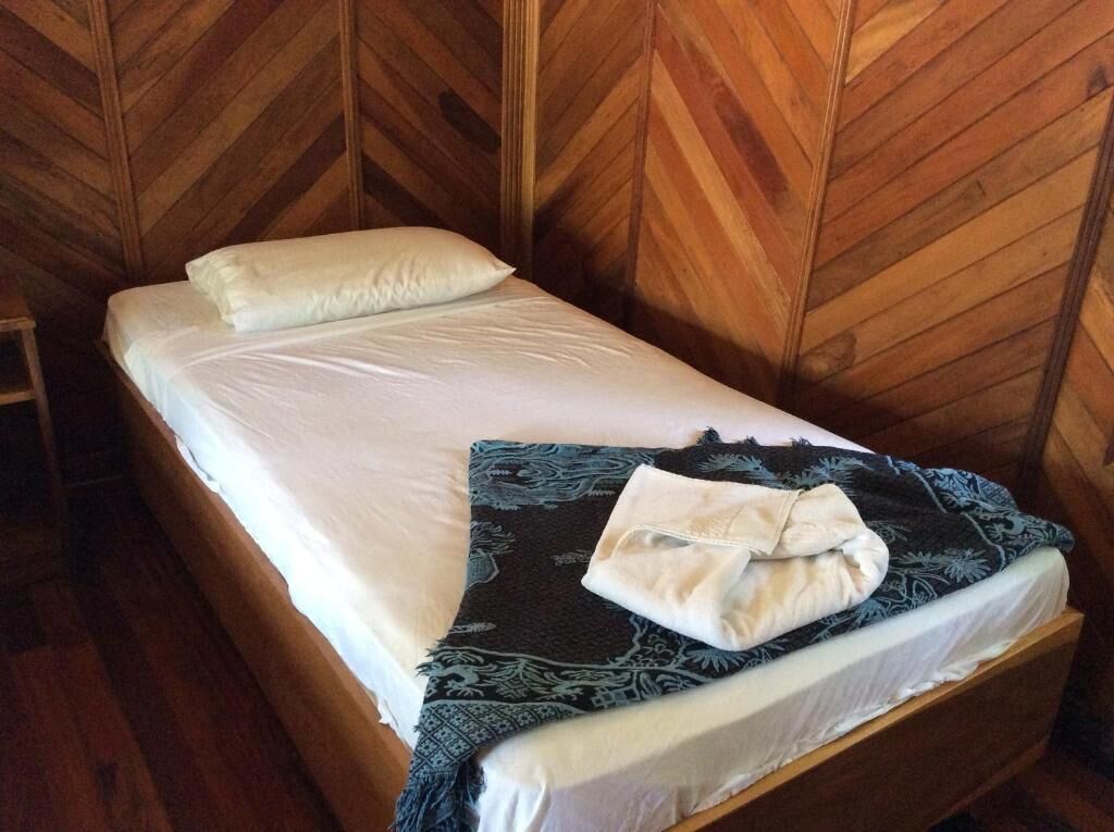 Dupleks Superior, 2 kamar tidur, balkon, pemandangan kolam renang | Meja kerja, ruang kerja ramah laptop, dan setrika/meja setrika