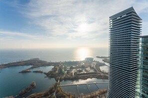 Aerial view - Lakeside Oasis Just Minutes from downtown (Toronto)