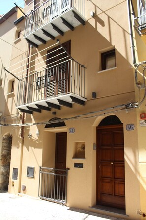 Dettaglio esterni