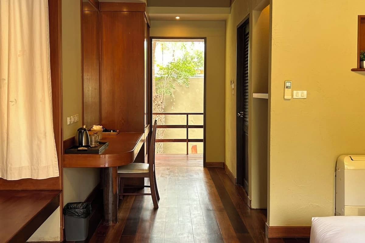 Vila luxo, sacada, vista para o jardim | Cofres nos quartos, Wi-Fi de cortesia, roupa de cama