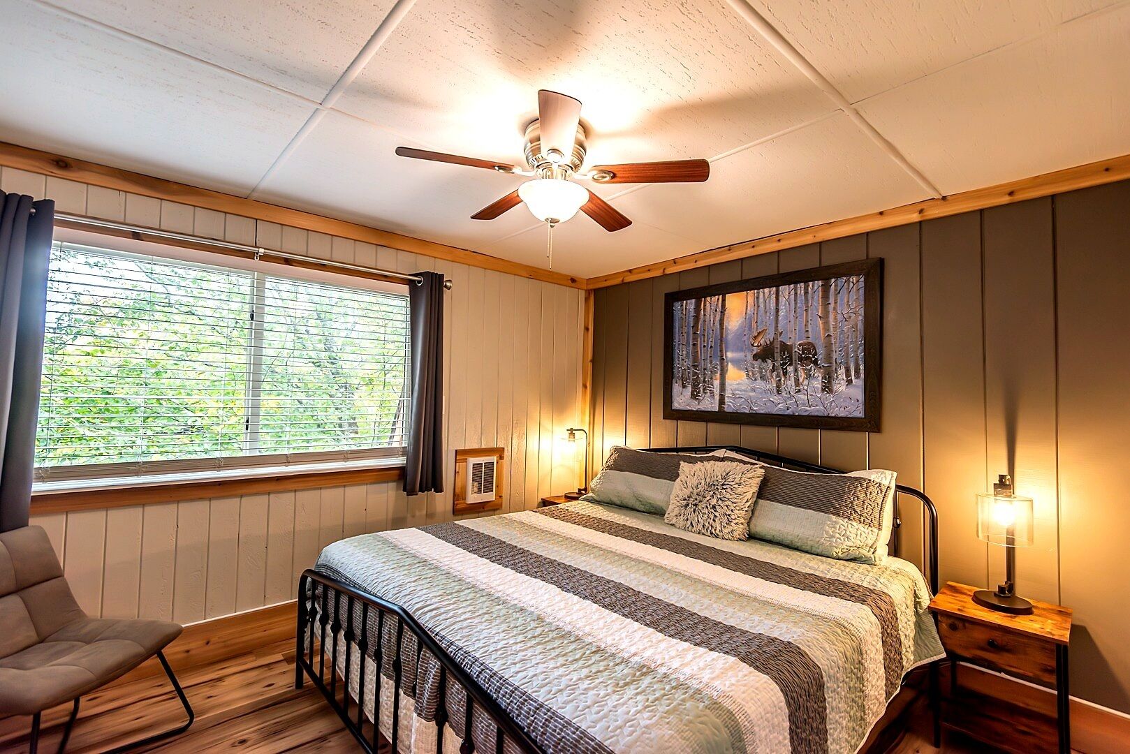 3 bedrooms, WiFi (free), bed sheets