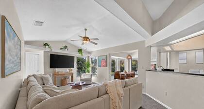 Rainbow River • Private Cove • Float Home • NEW