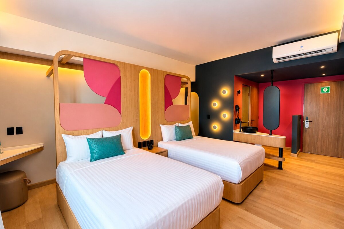 Free WiFi, bed sheets