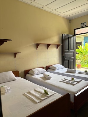 Classic Quadruple Room | Iron/ironing board, WiFi (free) - La Casa del Paucar (Iquitos)