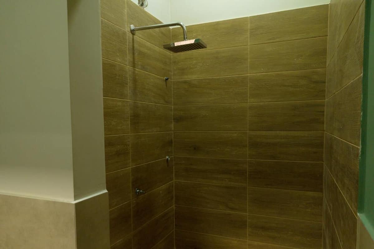 Standard-Doppelzimmer | Badezimmer