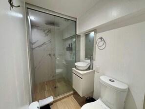 Bathroom - w* | Enchanting 1BR in Prime Polanco (Ciudad de México)
