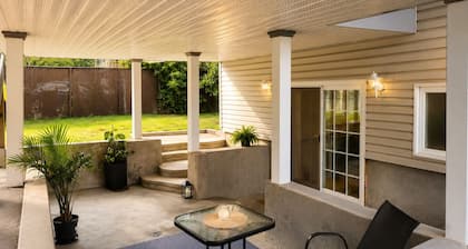 Le Rose Arthur A | Private Patio • Parking