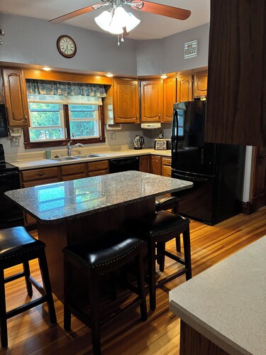 Spacious 4-bedroom house centrally located in downtown Dyersville.