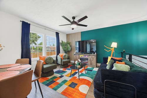 Luxury Retreat in Normal, IL - Movie Theater, Game Room & Hot Tub