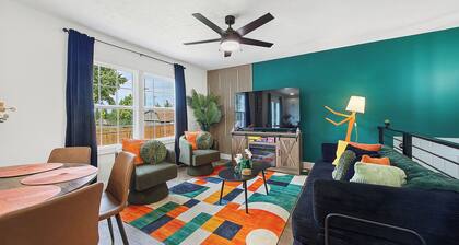 Luxury Retreat in Normal, IL - Movie Theater, Game Room & Hot Tub
