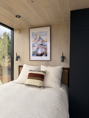 WiFi, bed sheets - Experience Colorado’s golden hour from the comfort of your own luxury glass cabin. (Lake George)