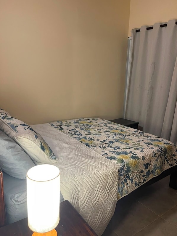 2 bedrooms, Internet, bed sheets
