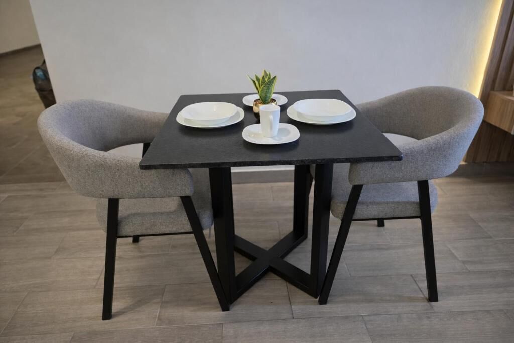 Departamento Confort, vista a la ciudad | Restaurantes