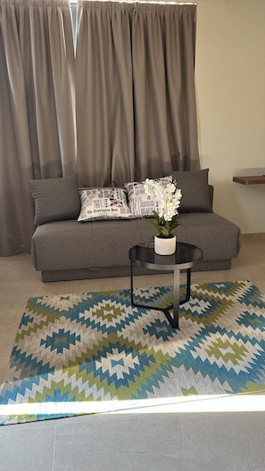 Deluxe Quadruple Room, Balcony, Sea View | Room amenity