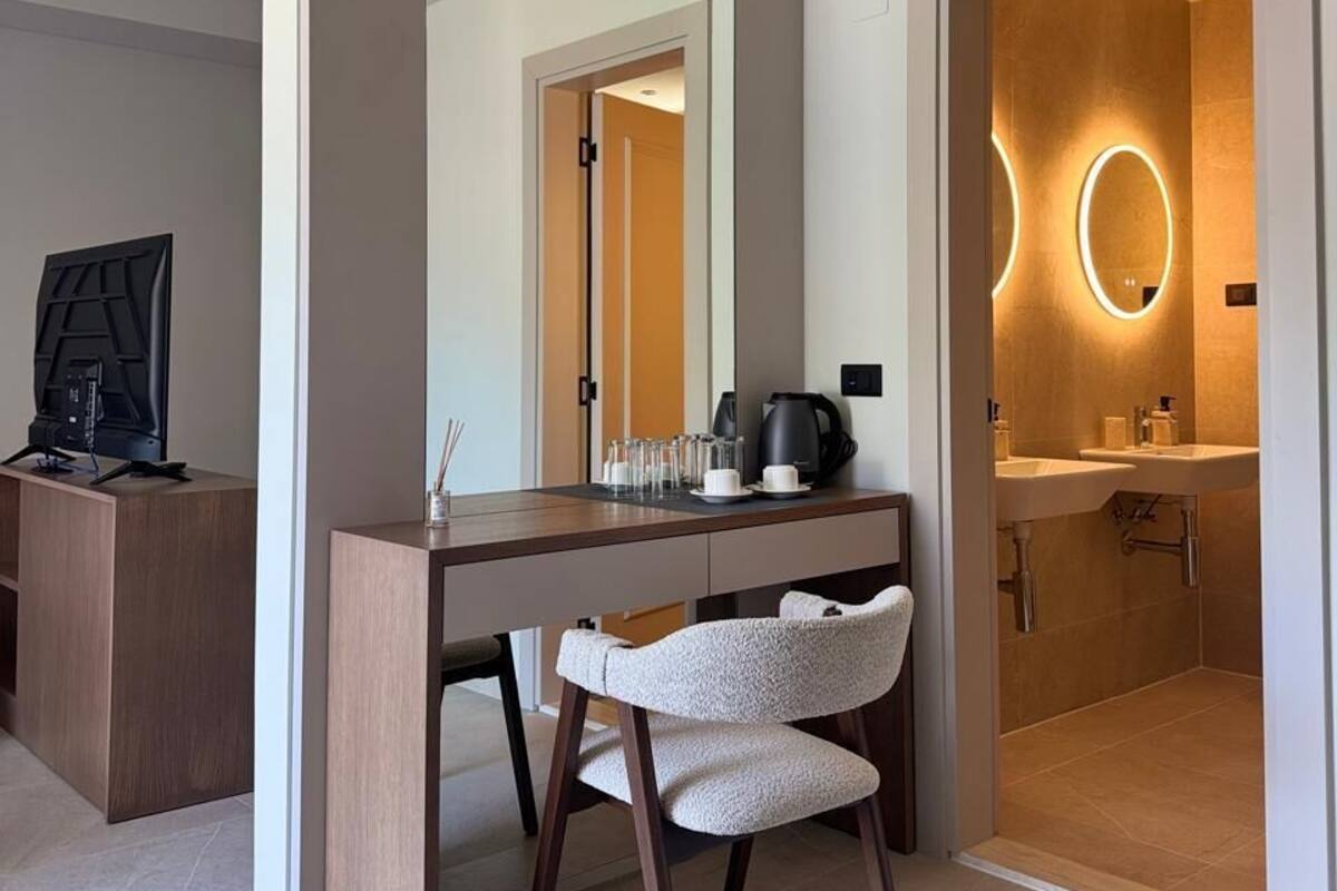 Room amenity