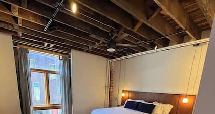 RiNo 3-Story Loft + Private Rooftop Deck
