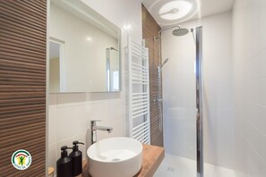 Bathroom - The Love-Room - GILLONNAY (GILLONNAY)