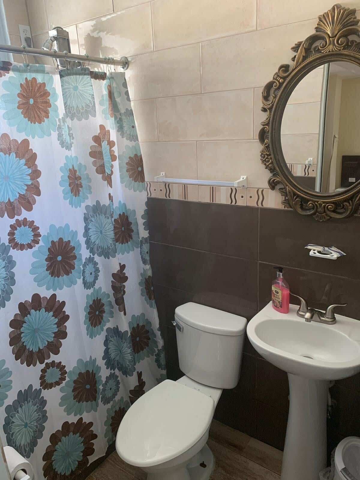 Single Room | Bathroom | Towels, soap