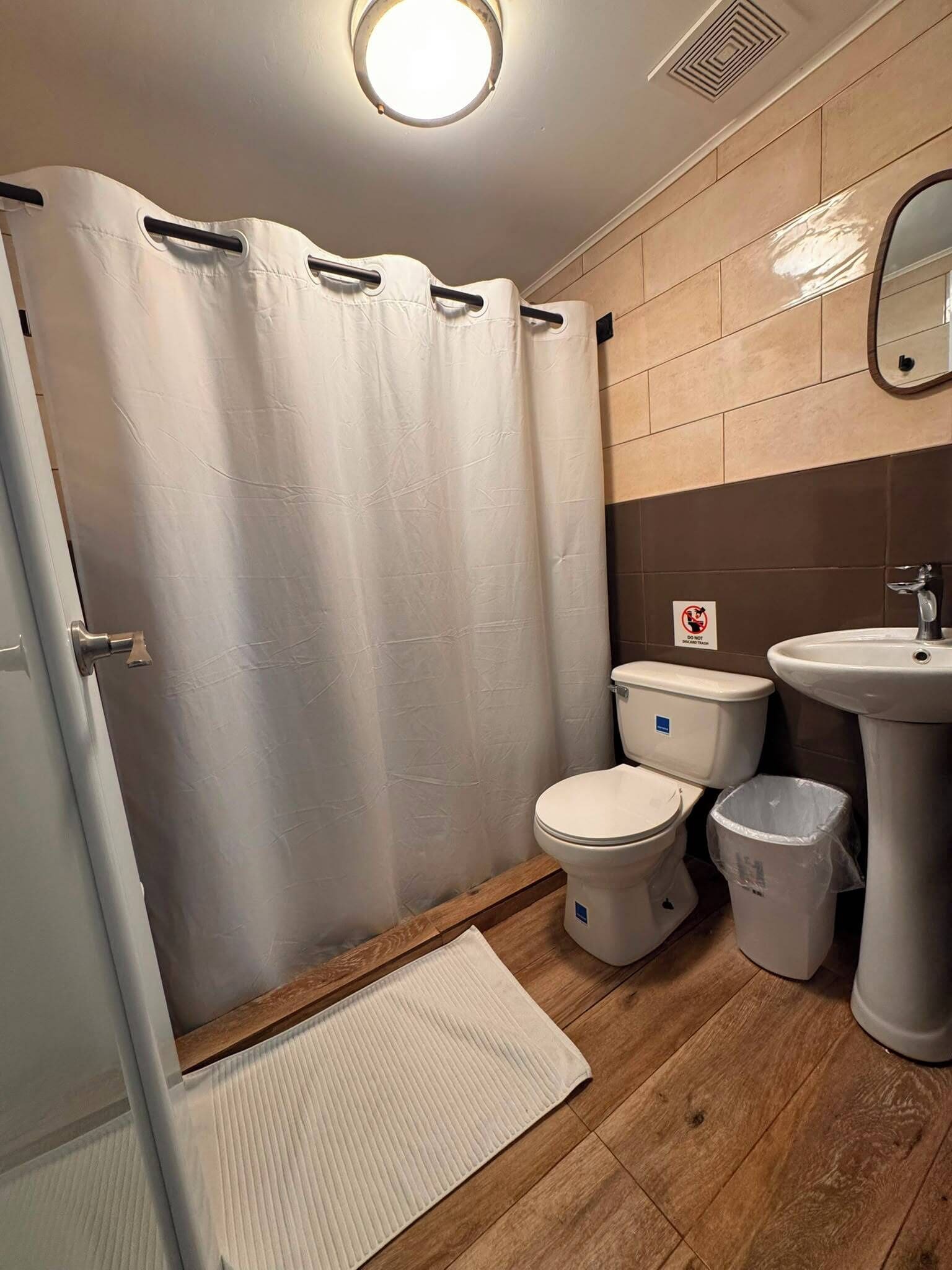 Single Room | Bathroom