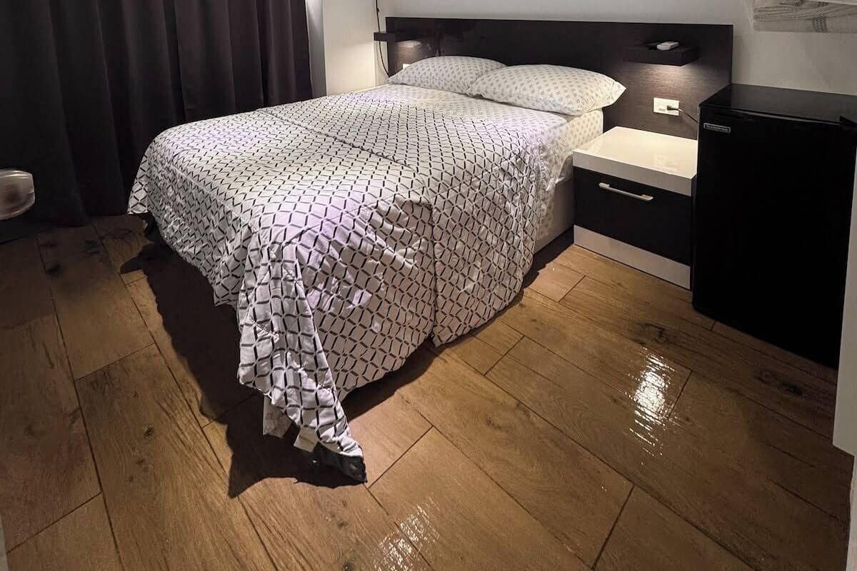 Chambre Simple | Wi-Fi gratuit, draps fournis