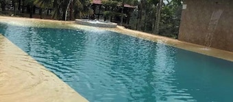 Hacienda Guaicaramo, a family villa in Maya