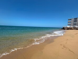 Beach - Ocean View 2-bedroom 2- bathroom apartment with AC in Rincon (Rincon)