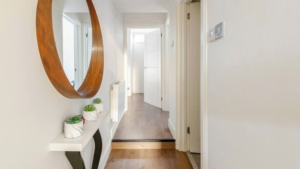 Unclassified image, 1 of 30, button - Charming 2 bed city garden flat in central Haymarket/ west end & parking (Edinburgh)