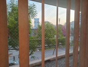 Interior - Excellent transportation links and location in Las Condes (Santiago)