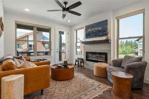 Living area - Luxury 3 Bed Townhome • Walk to Town • on Ski Bus • Hot Tub • 2-Car Garage (Fraser)