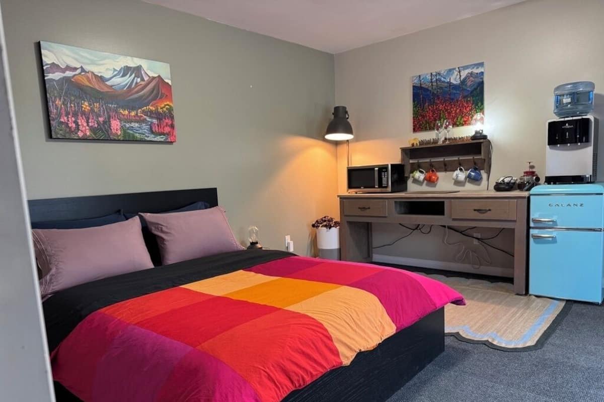 In-room safe, iron/ironing board, free WiFi