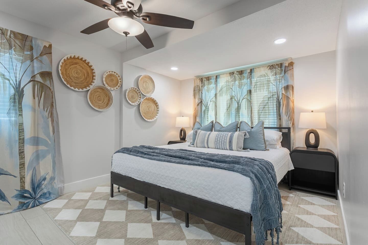 4 habitaciones, tabla de planchar con plancha y wifi gratis 