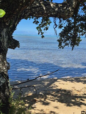 Beach - FARE AIMEHO Fully equipped bungalow. An Authentic Stay in the ❤️ of Polynesia (Moorea-Maiao)