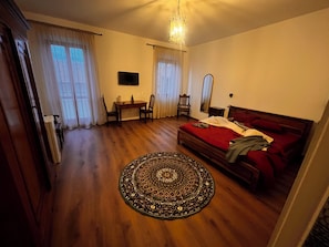 Internet, bed sheets - Awesome 4-bedroom apartment with AC in Castiglione del Lago (Castiglione del Lago)