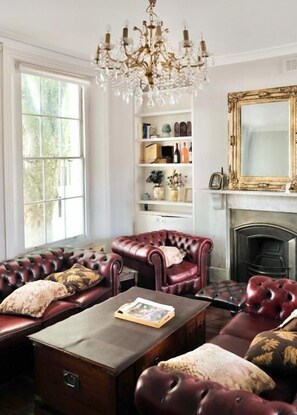 Living area - Angel en-suite rooms (London)