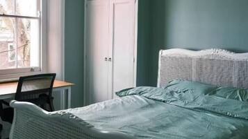 Double Room, City View | Wi-fi percuma