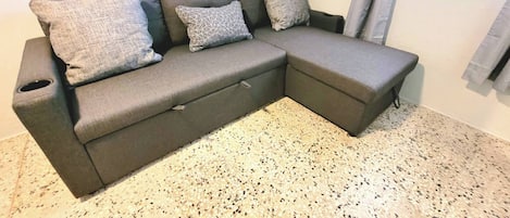 TV
