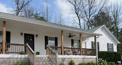 3 Bedroom Lakefront Retreat with Pool, Dock, and Hot Tub