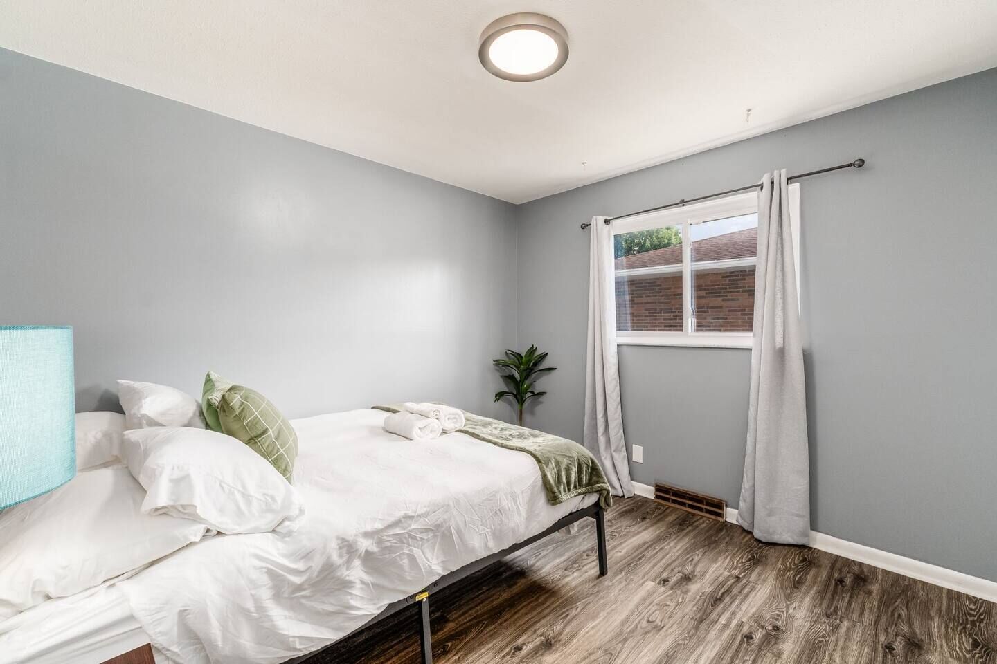 3 bedrooms