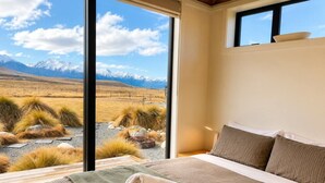 Bed sheets - Pedalfish Cottages: Eclipse (Twizel)